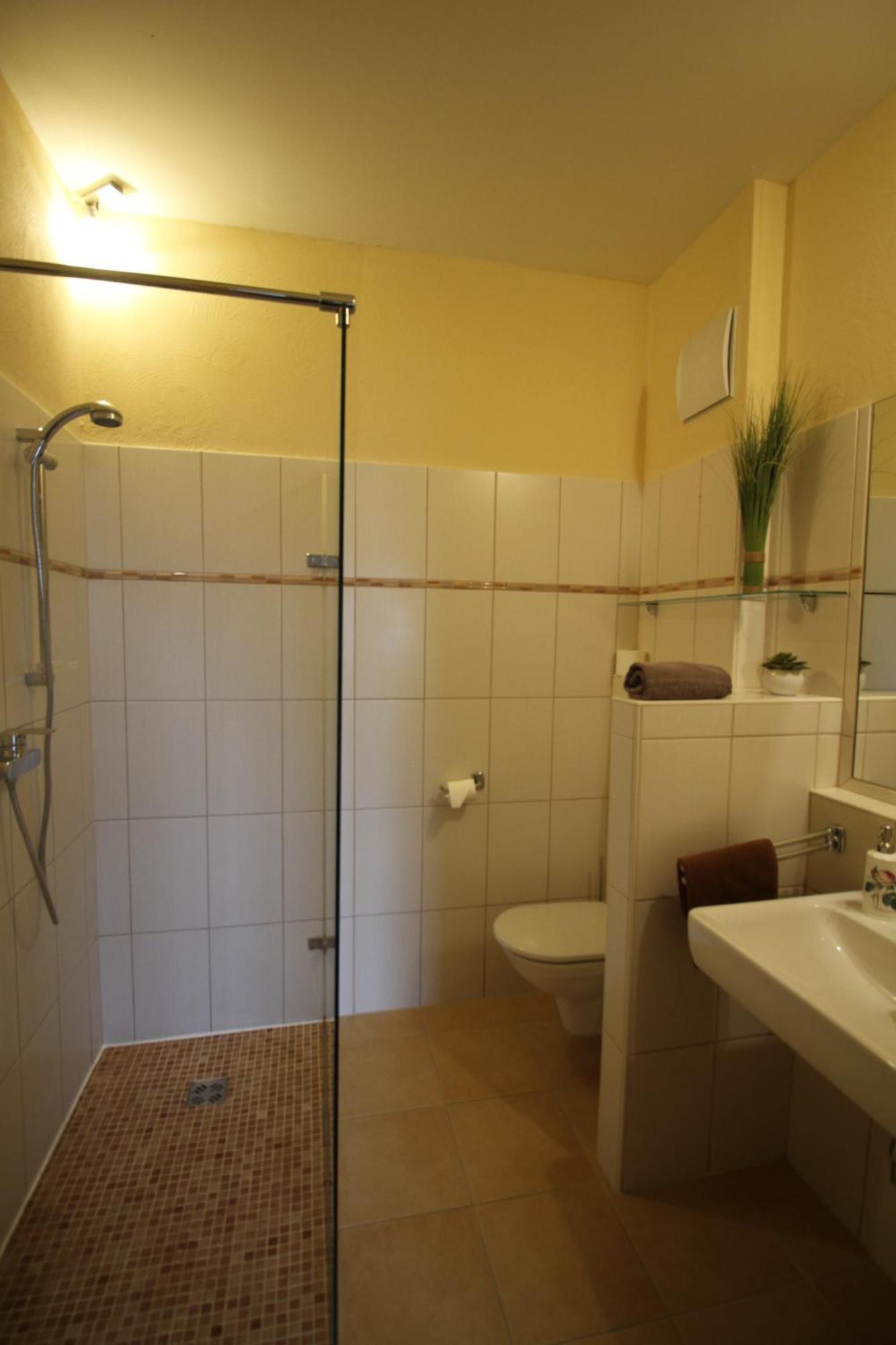 Rosenhotel - Serviced Apartments Zwentendorf Εξωτερικό φωτογραφία